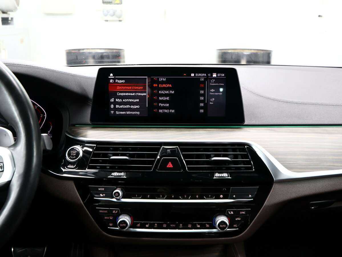 Купить BMW 5 серии 530d xDrive, 2019, 79 800 км, фото №20