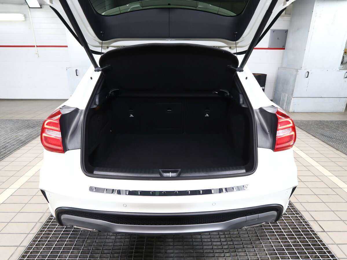 Купить Mercedes-Benz GLA 200, 2016, 97 000 км, фото №5