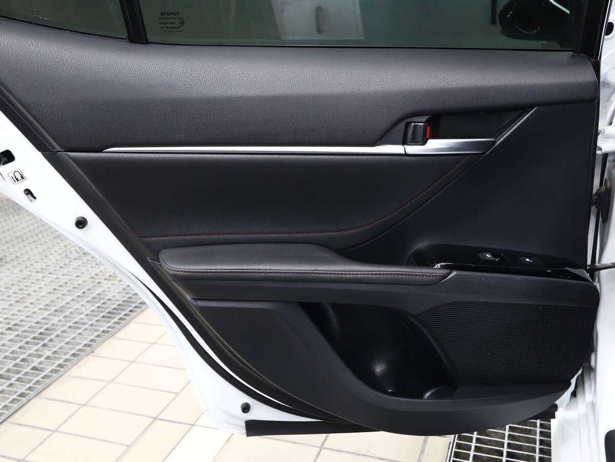 Купить Toyota Camry, 2020, 84 500 км, фото №9