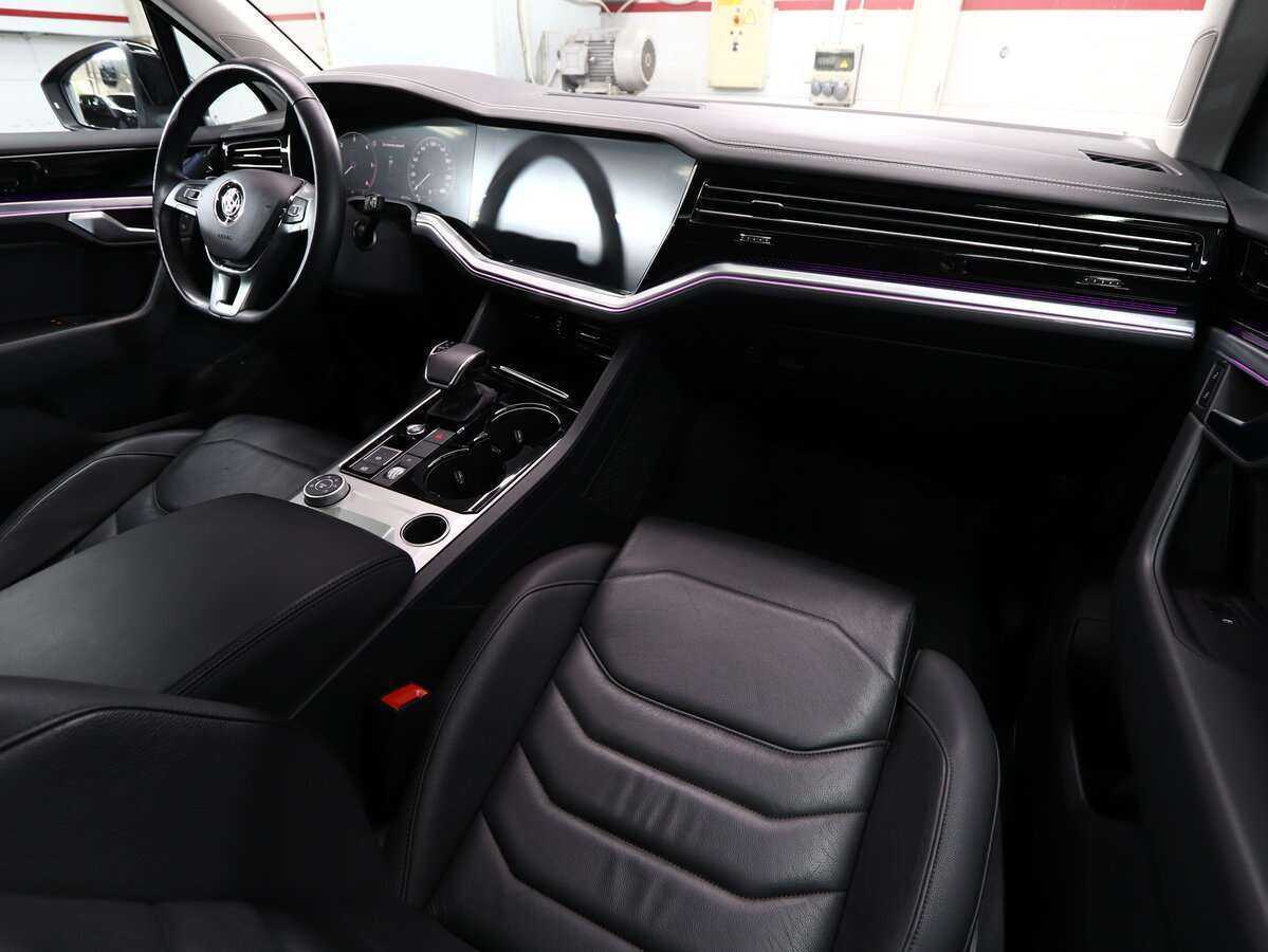 Купить Volkswagen Touareg, 2018, 80 000 км, фото №17