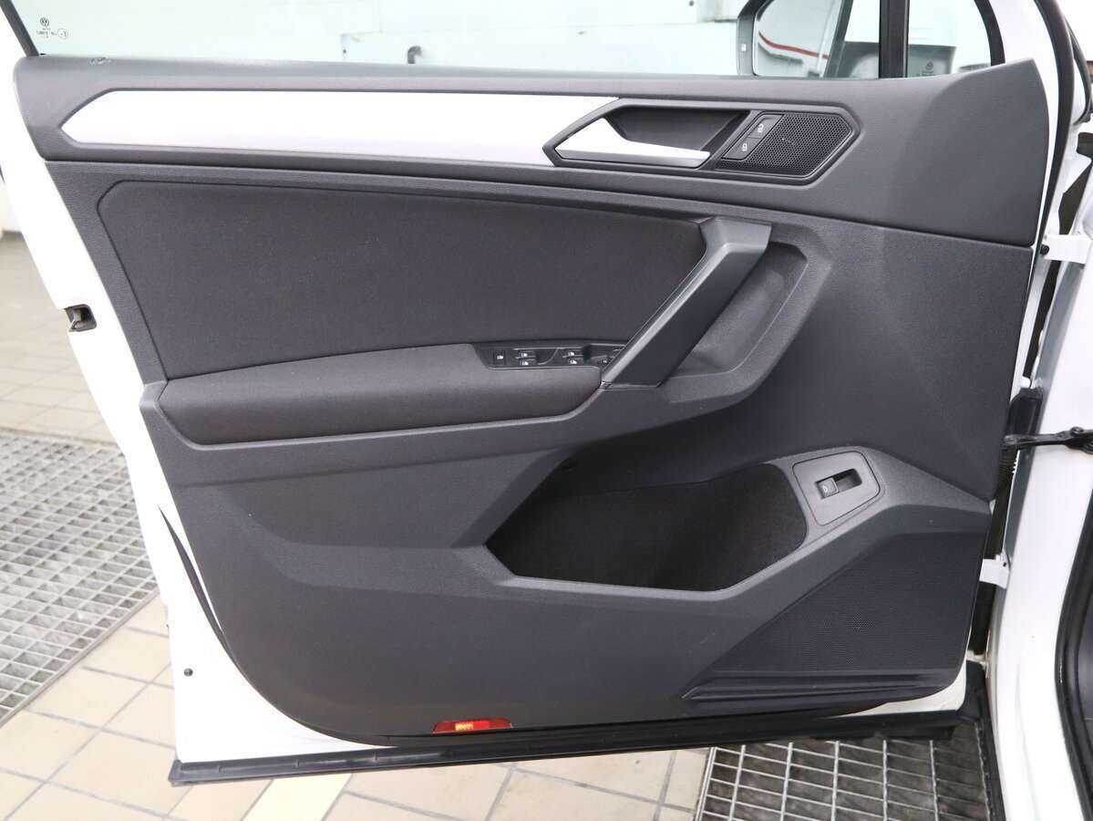 Купить Volkswagen Tiguan, 2018, 67 000 км, фото №6