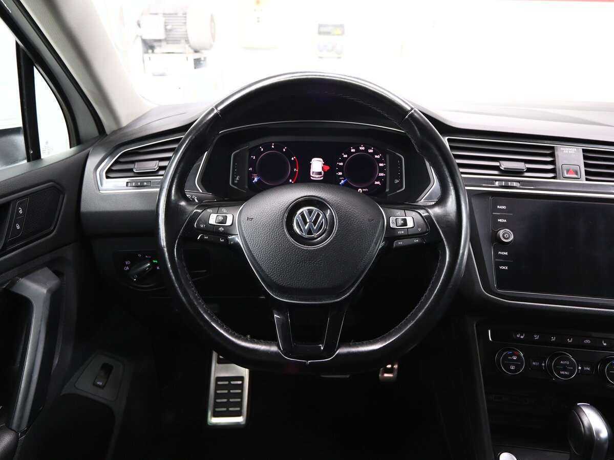 Купить Volkswagen Tiguan, 2019, 64 000 км, фото №17