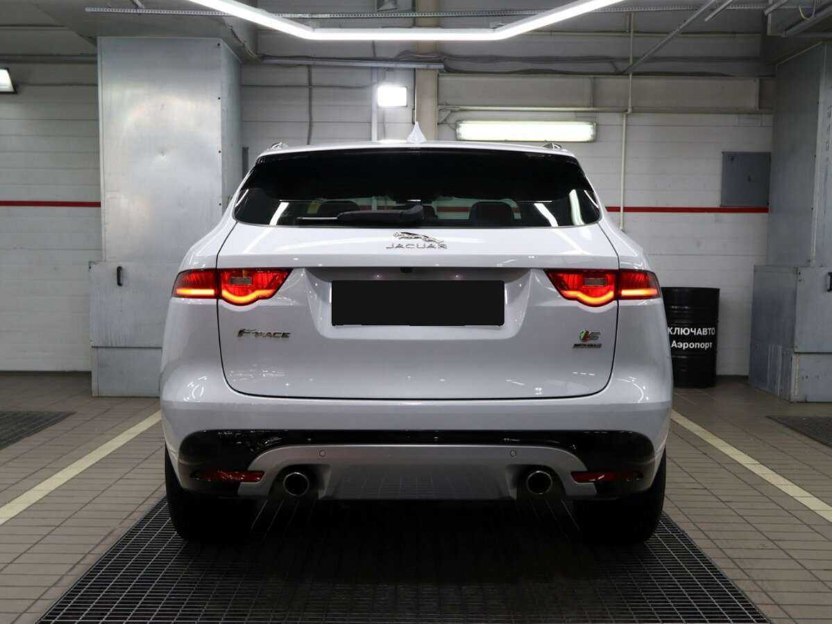 Купить Jaguar F-Pace, 2017, 61 000 км, фото №4