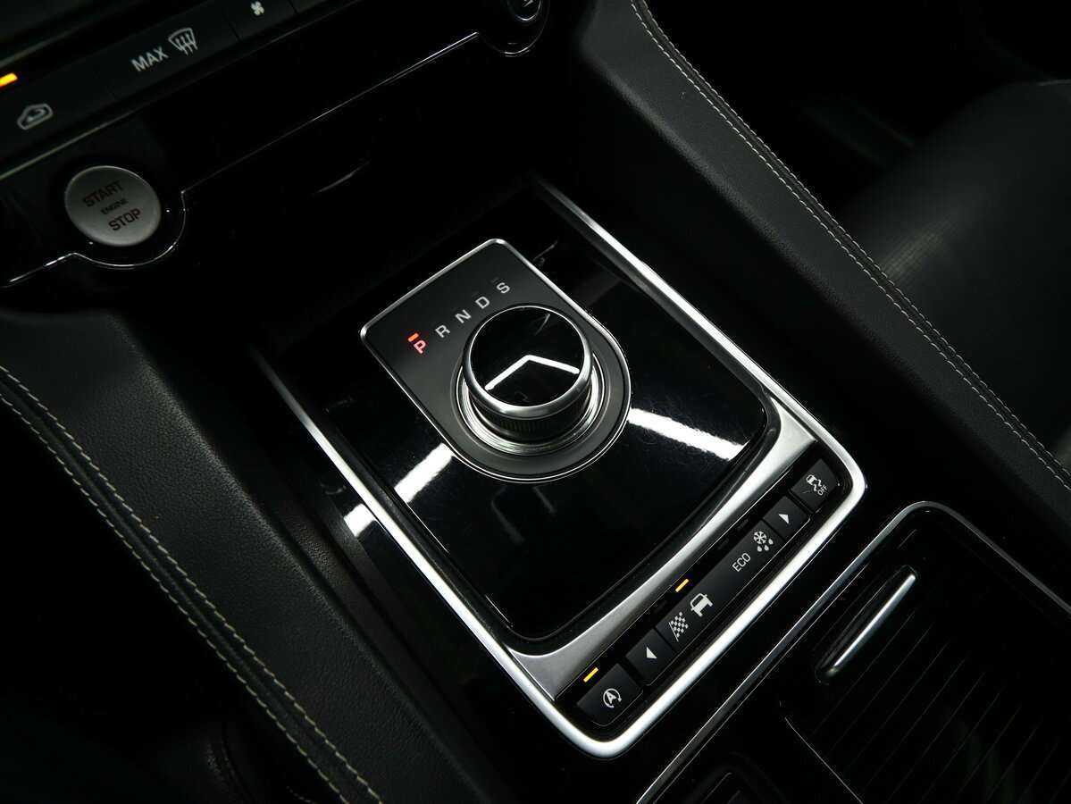 Купить Jaguar F-Pace, 2017, 61 000 км, фото №21