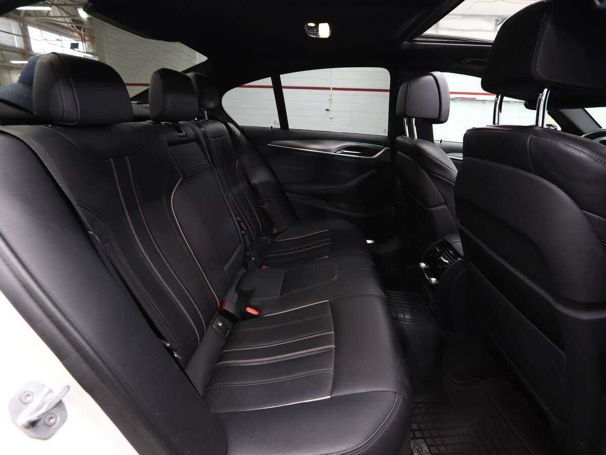 Купить BMW 5 серии 520d, 2019, 80 000 км, фото №13