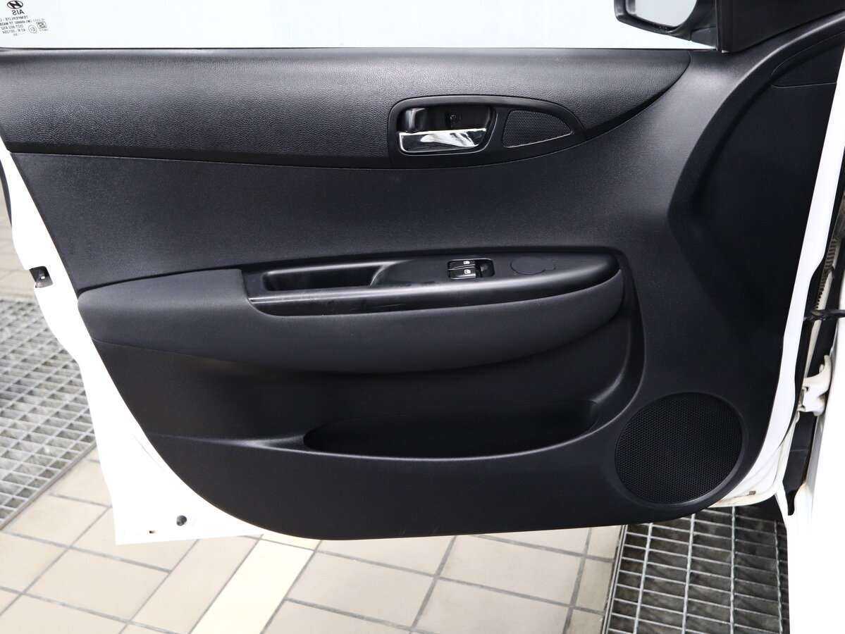 Купить Hyundai i20, 2010, 108 000 км, фото №6