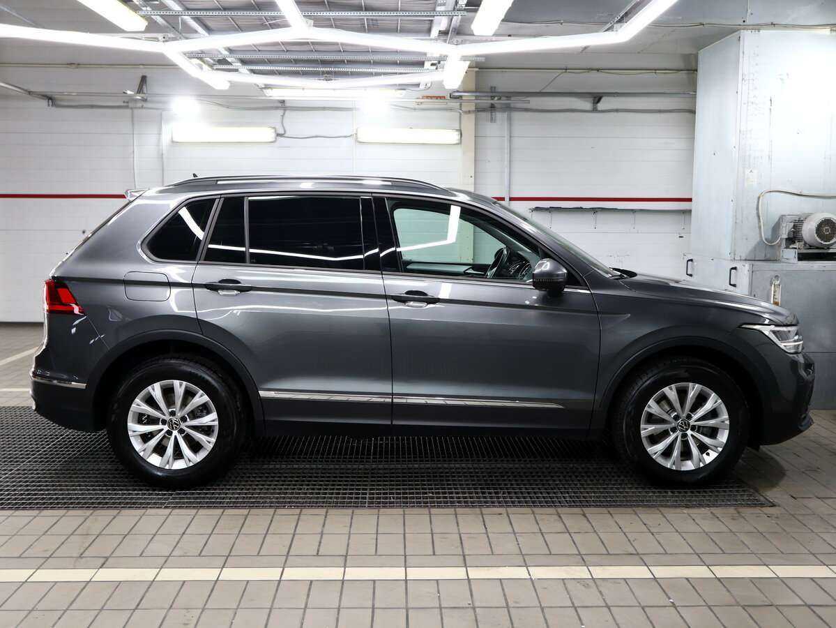 Купить Volkswagen Tiguan, 2021, 118 000 км, фото №4