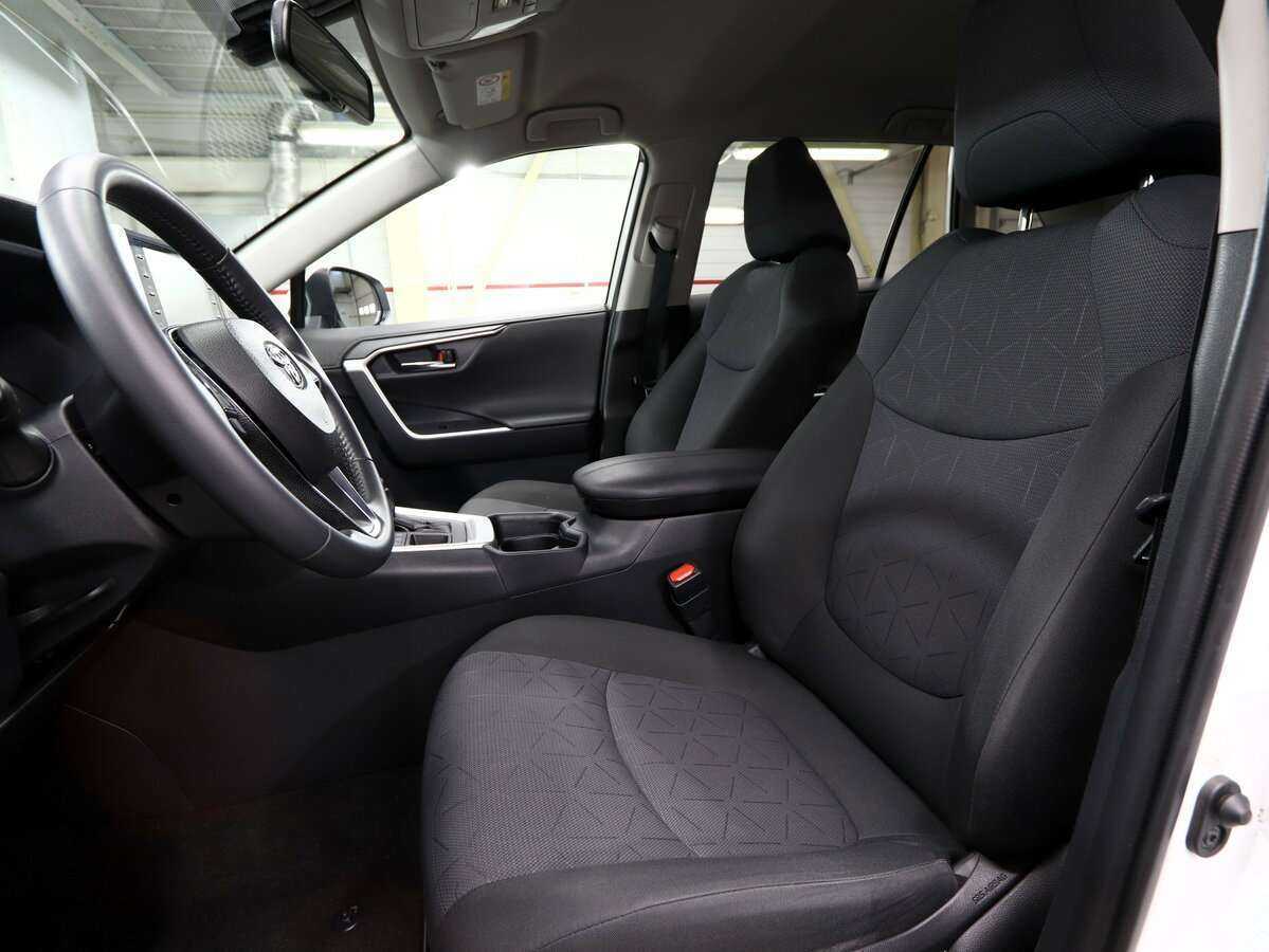 Купить Toyota RAV4, 2021, 51 000 км, фото №7