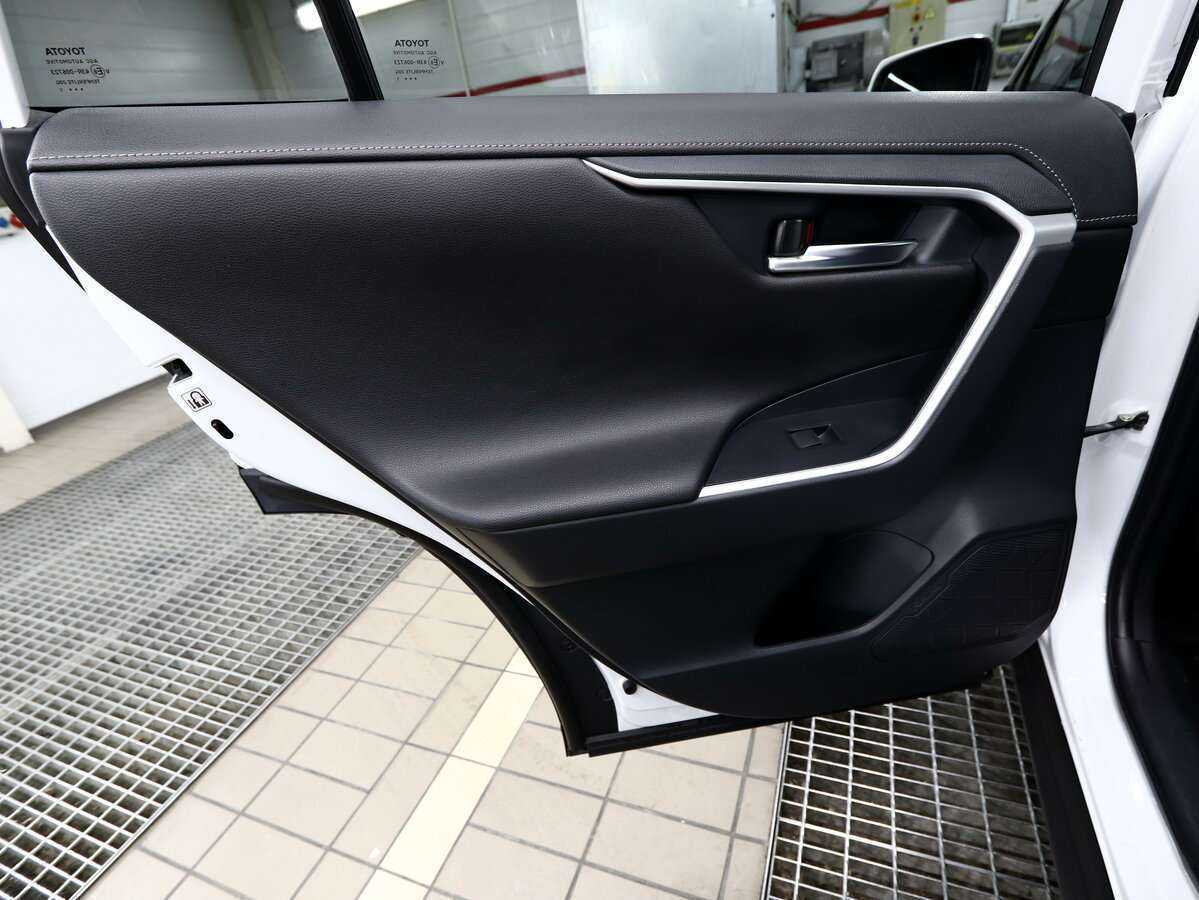 Купить Toyota RAV4, 2021, 51 000 км, фото №12