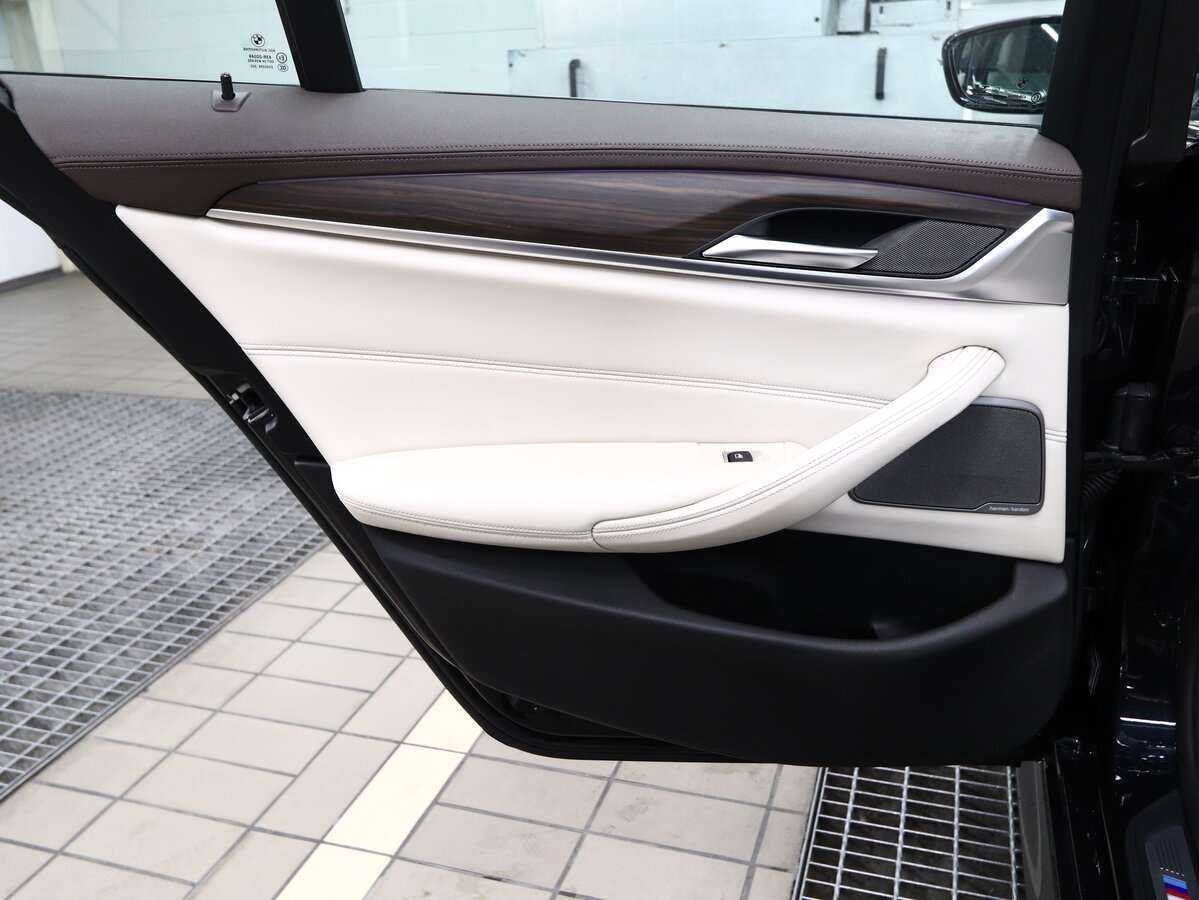 Купить BMW 5 серии 530d xDrive, 2018, 114 200 км, фото №16