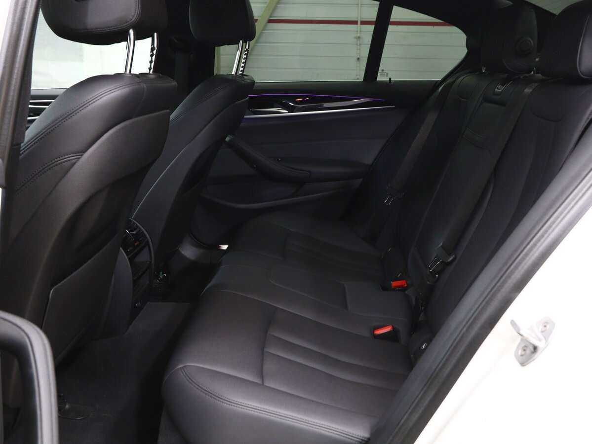 Купить BMW 5 серии 520d xDrive, 2017, 96 500 км, фото №20