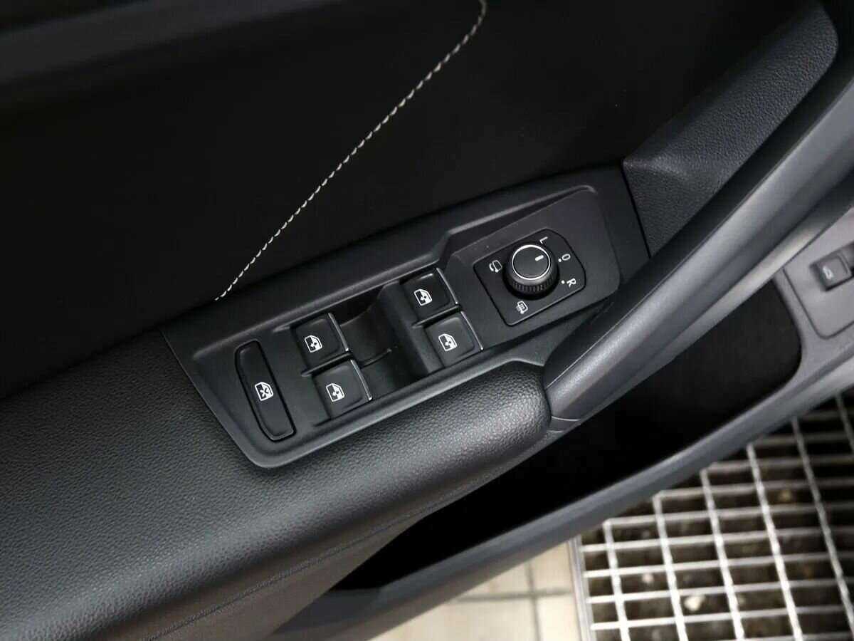 Купить Volkswagen Tiguan, 2021, 94 200 км, фото №9