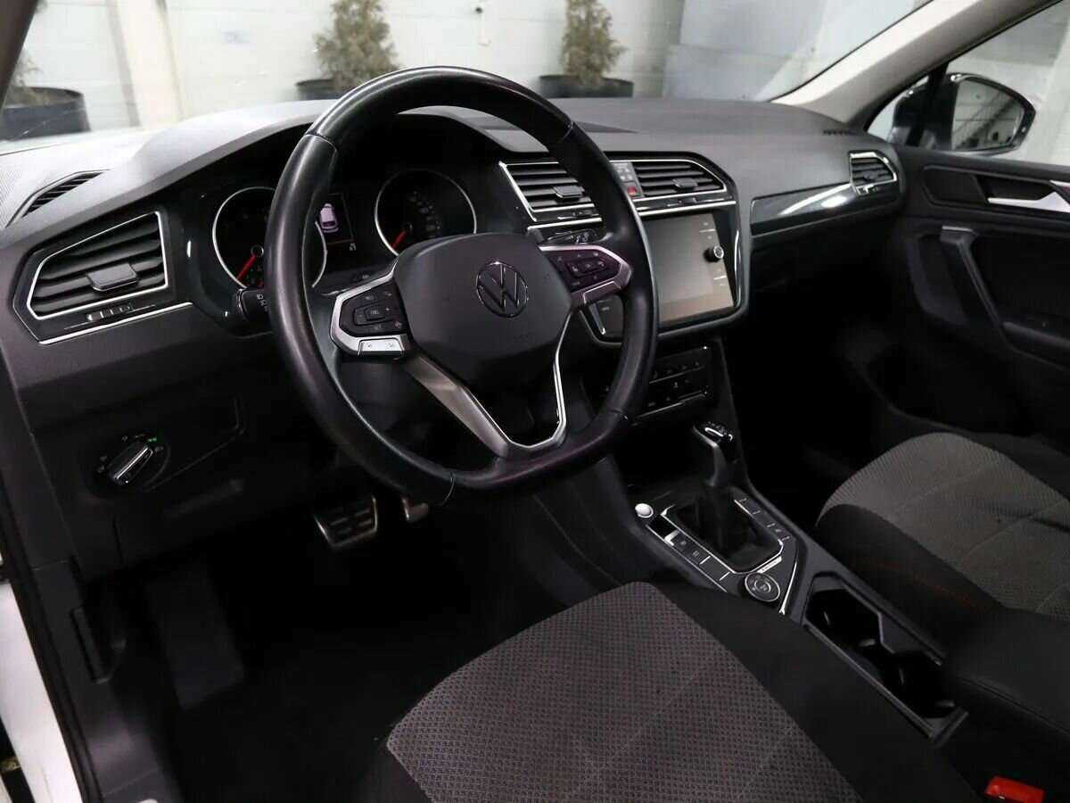 Купить Volkswagen Tiguan, 2021, 64 000 км, фото №8