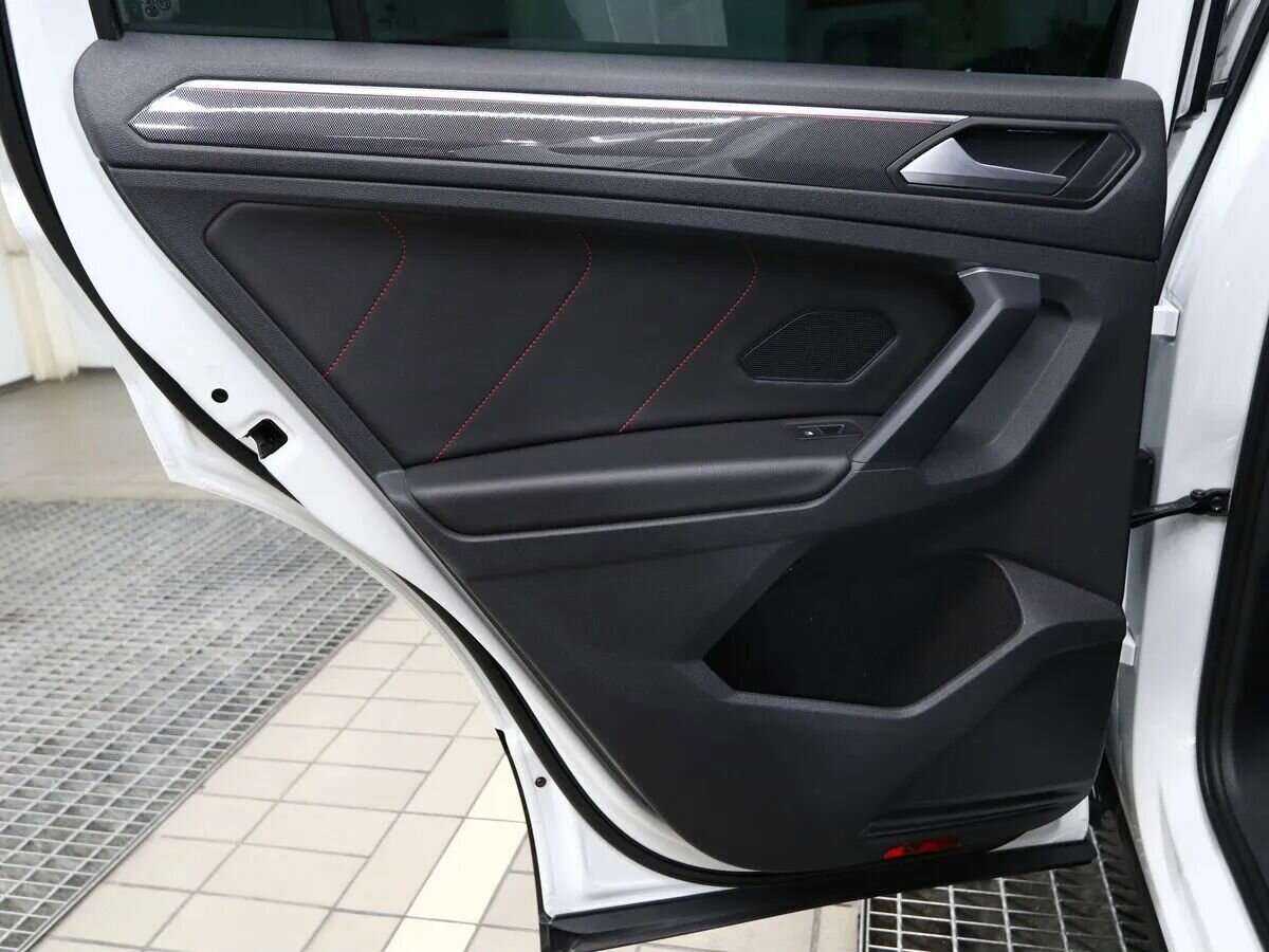 Купить Volkswagen Tiguan, 2021, 64 000 км, фото №11