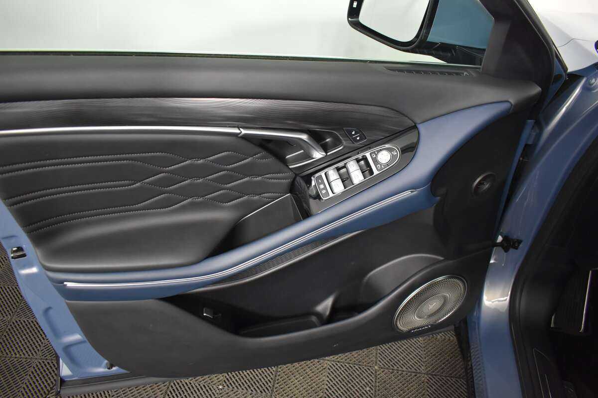 Купить Voyah Free EVR, 2022, 32 690 км, фото №17