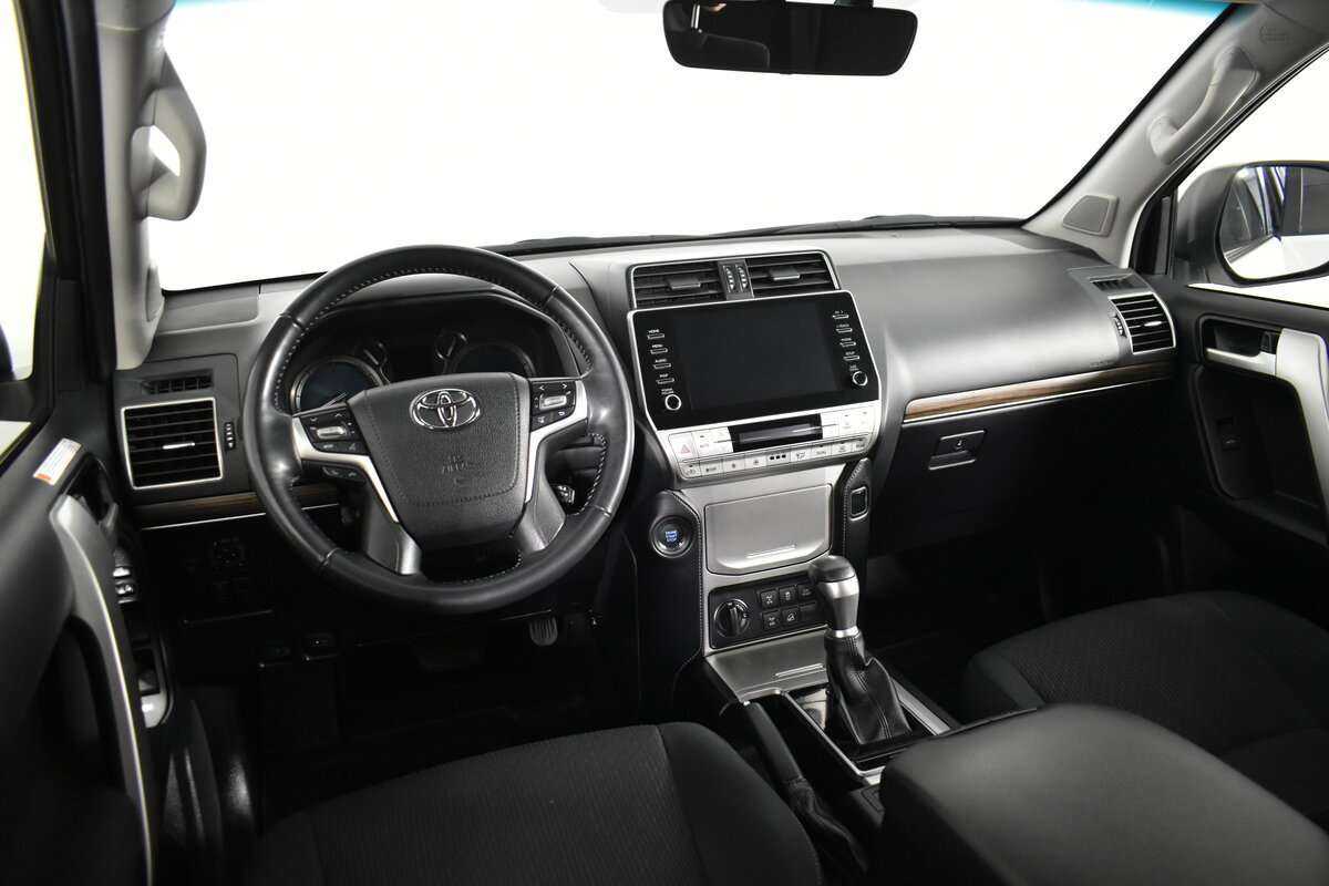 Купить Toyota Land Cruiser Prado, 2021, 63 160 км, фото №16