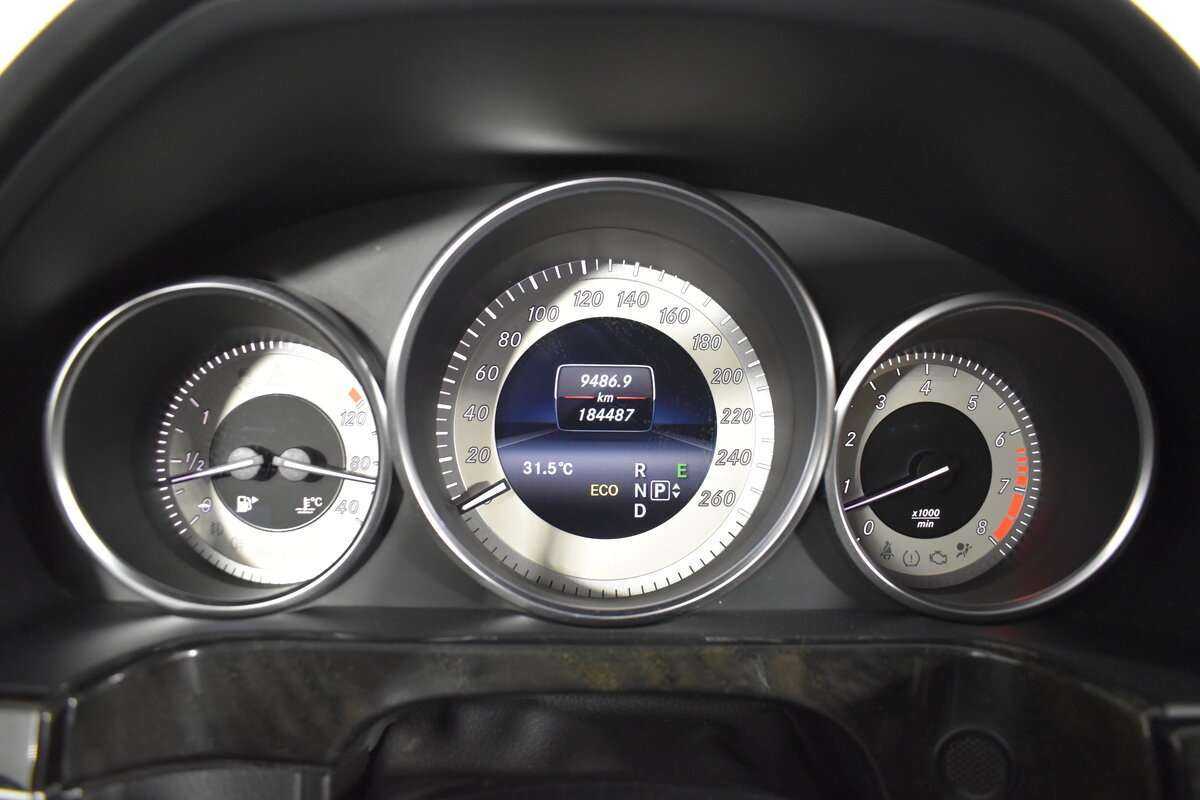 Купить Mercedes-Benz E-Класс 300, 2013, 184 400 км, фото №17