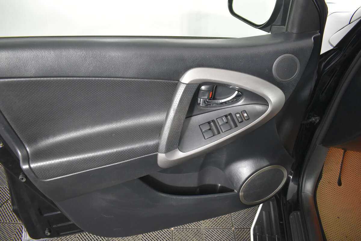 Купить Toyota RAV4, 2008, 190 811 км, фото №12