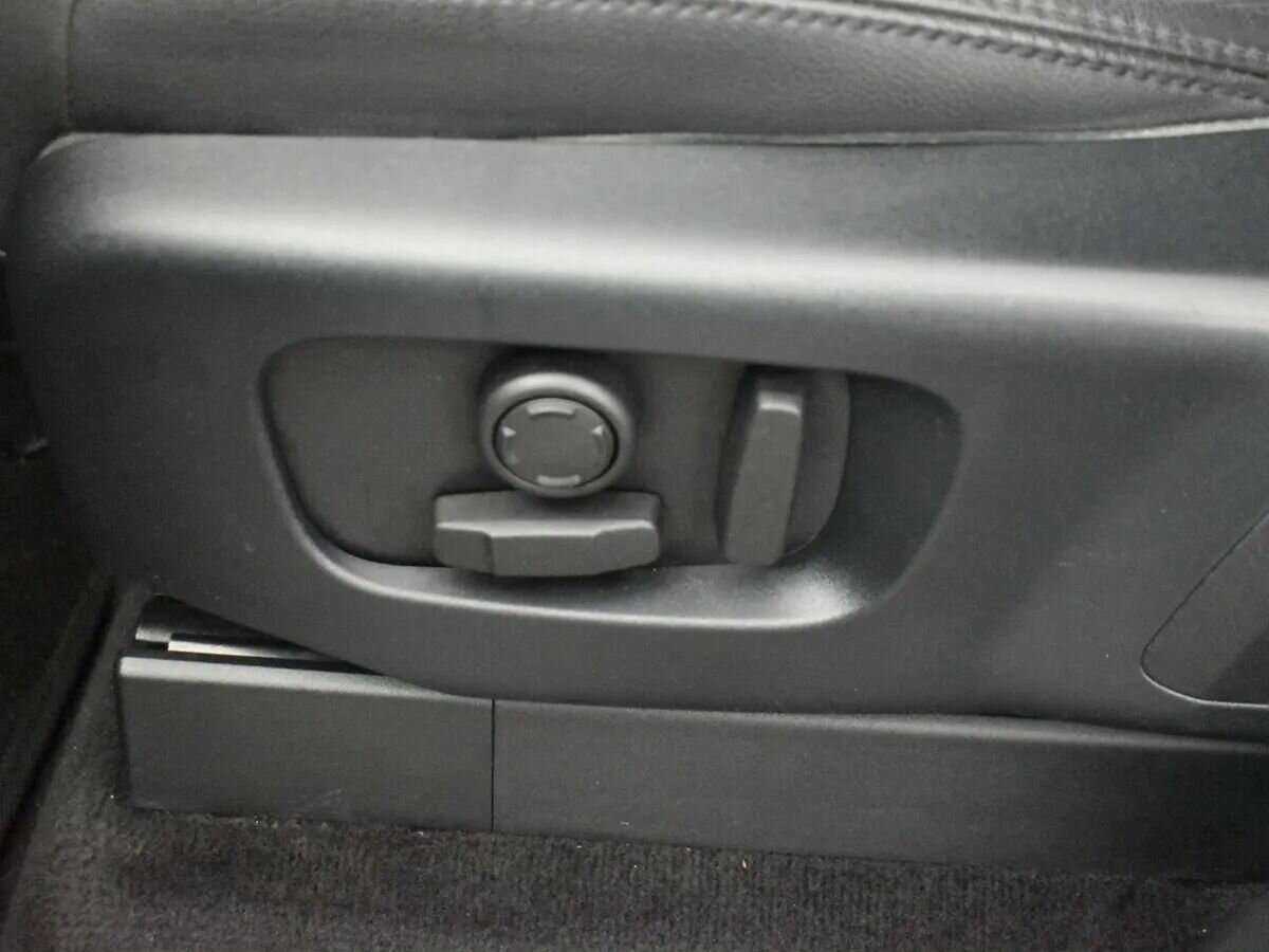 Купить Land Rover Discovery, 2018, 131 000 км, фото №11