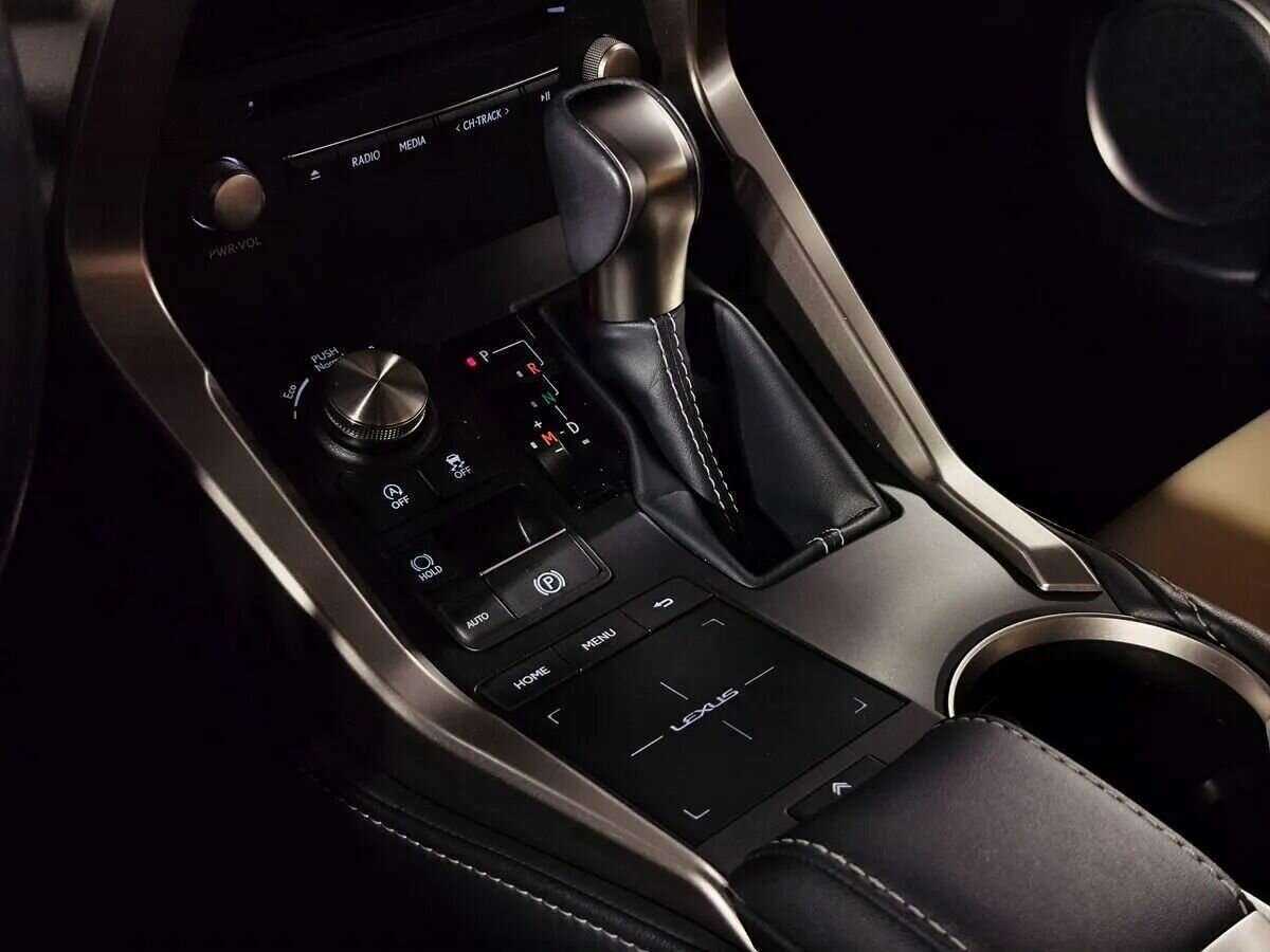 Купить Lexus NX 200, 2018, 94 543 км, фото №17