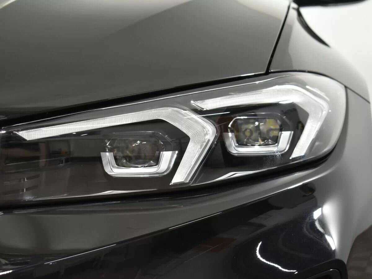 Купить BMW 3 серии 318i, 2023, 100 км, фото №6