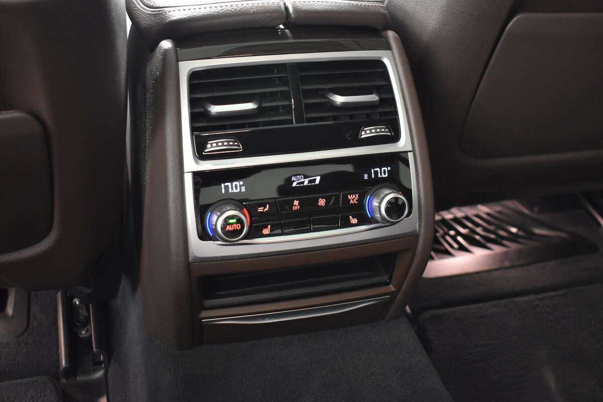 Купить BMW 7 серии Long 730Ld xDrive, 2017, 99 000 км, фото №11