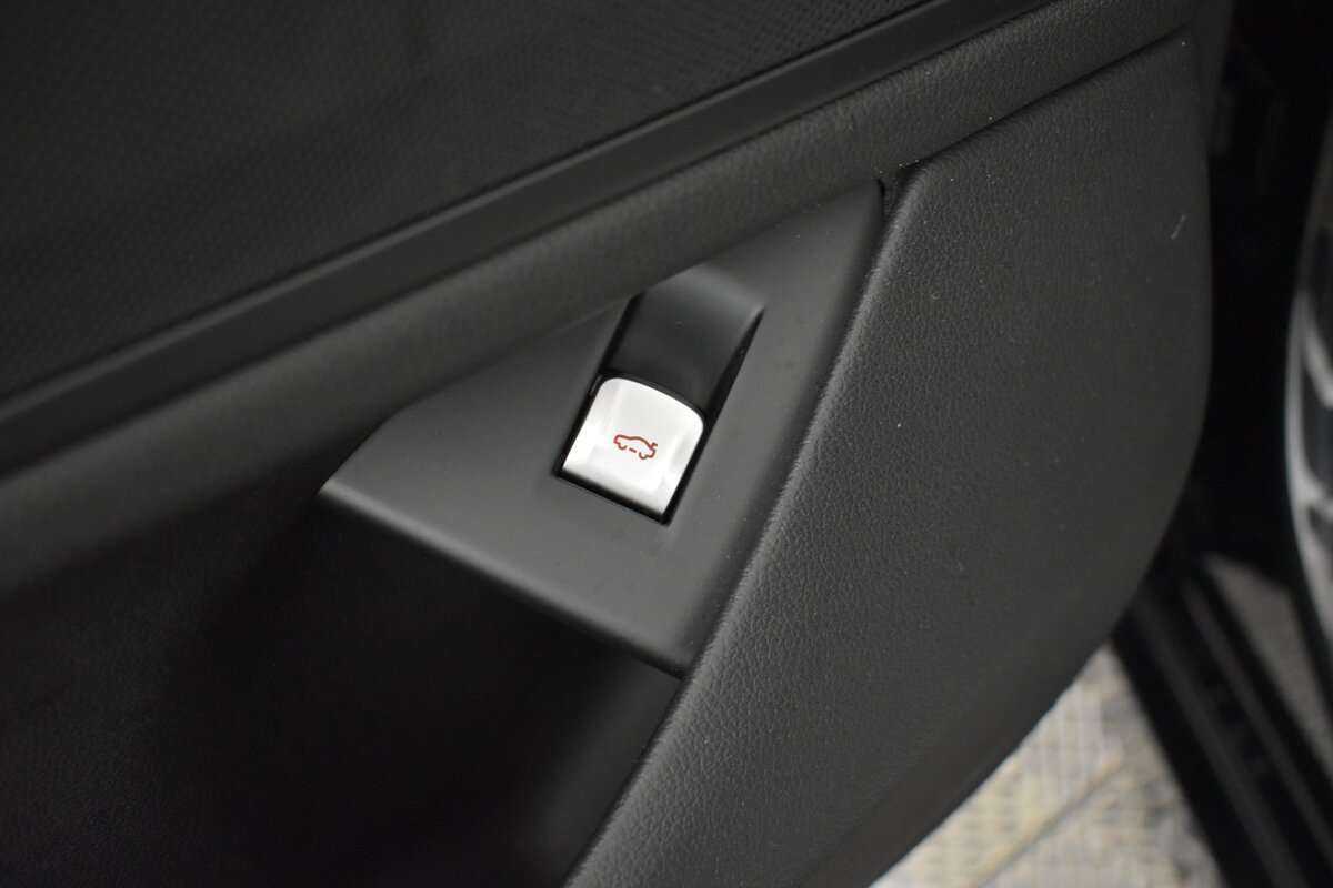 Купить BMW 7 серии Long 730Ld xDrive, 2017, 99 000 км, фото №18