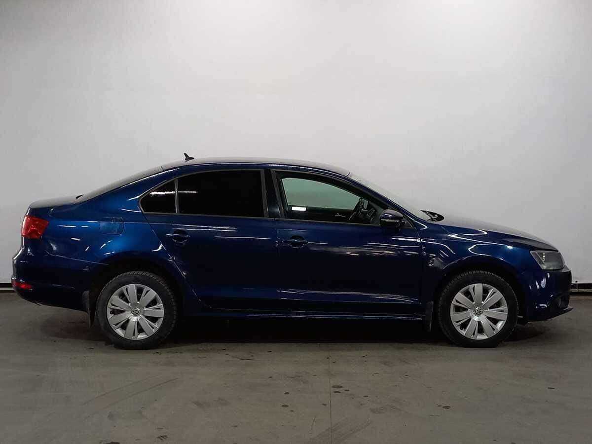 Купить Volkswagen Jetta, 2011, 134 048 км, фото №4
