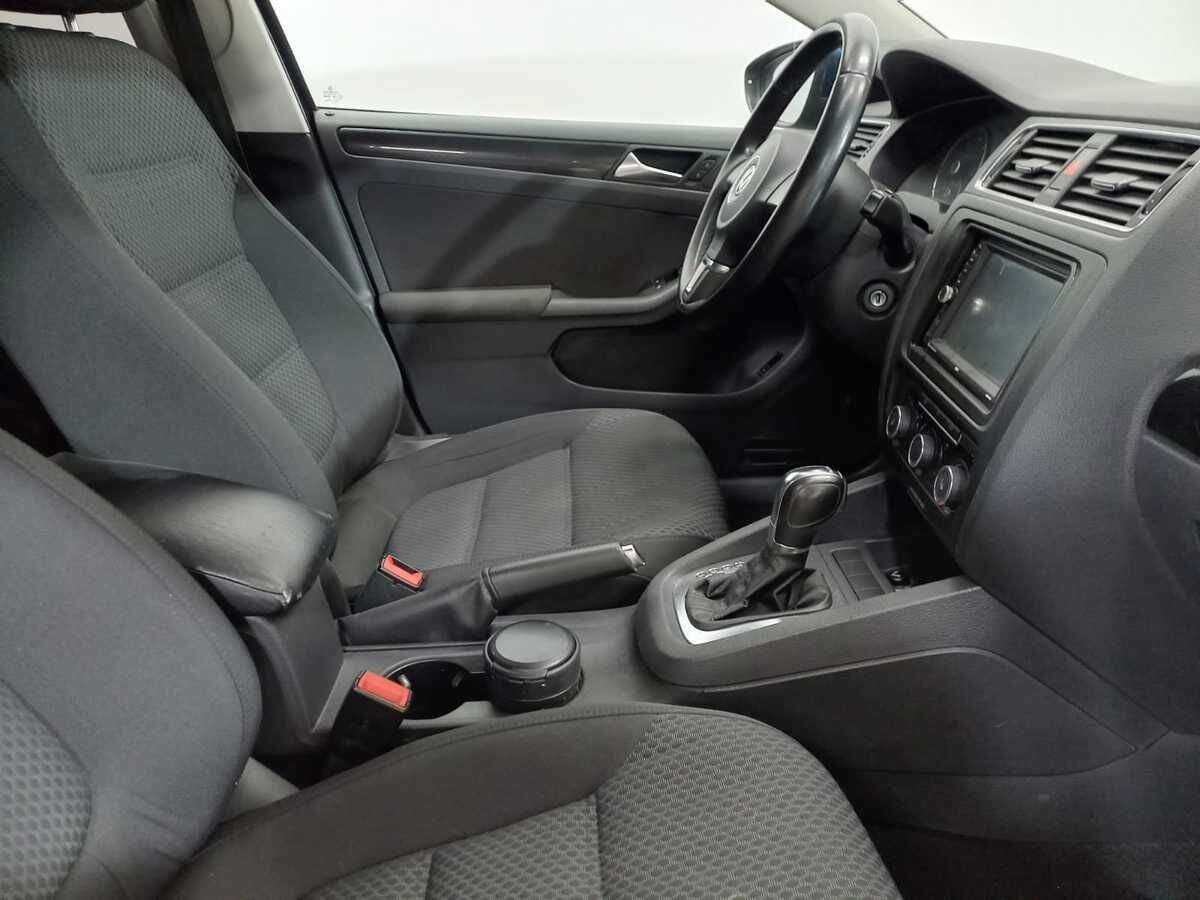 Купить Volkswagen Jetta, 2011, 134 048 км, фото №10