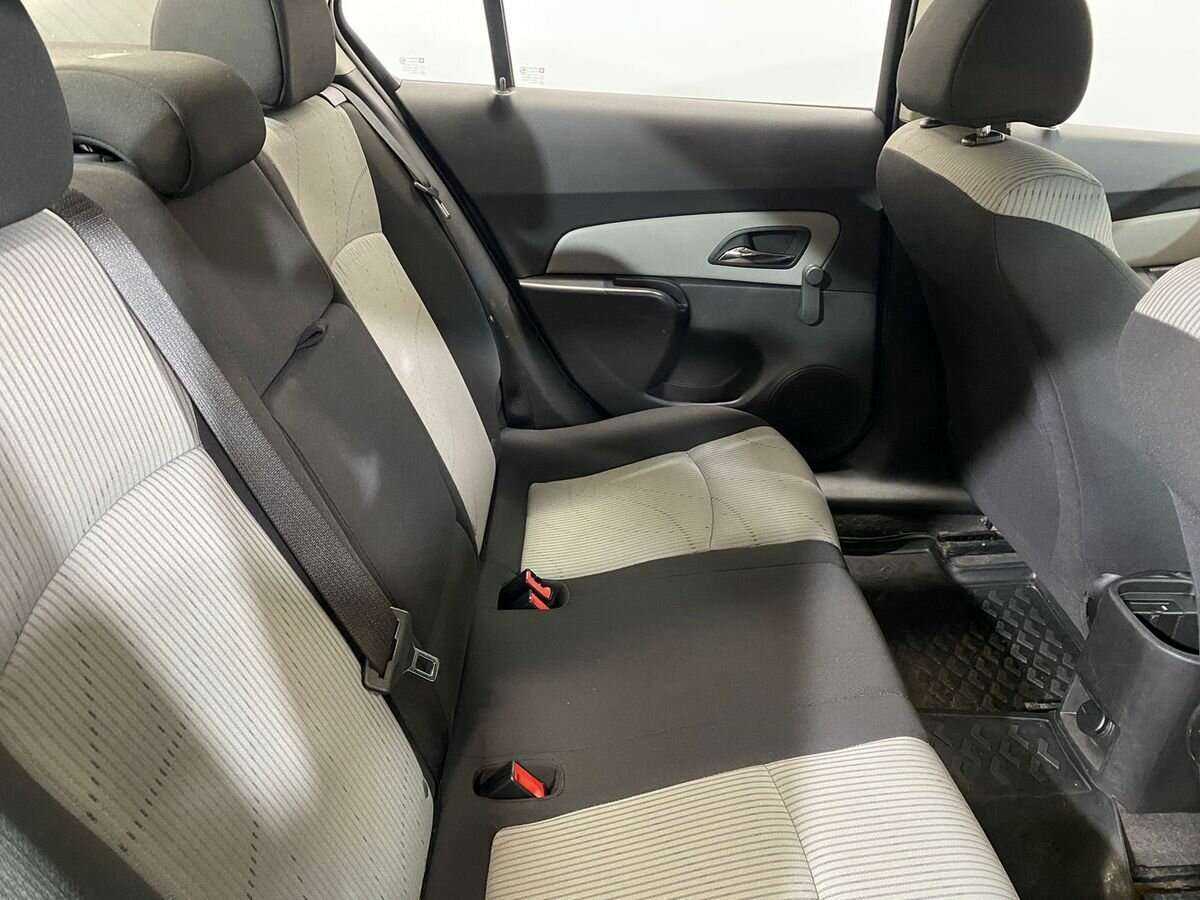 Купить Chevrolet Cruze, 2011, 114 222 км, фото №11