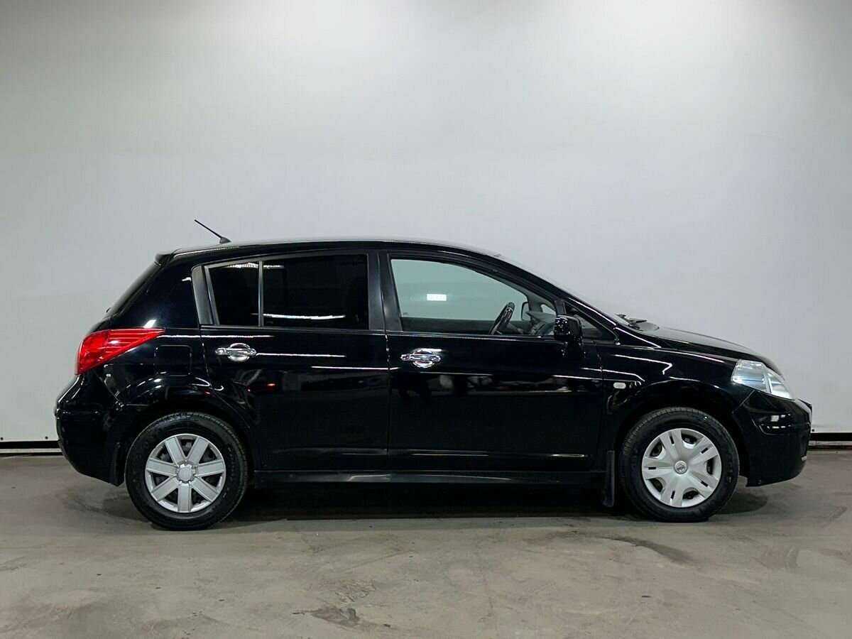 Купить Nissan Tiida, 2010, 198 000 км, фото №4