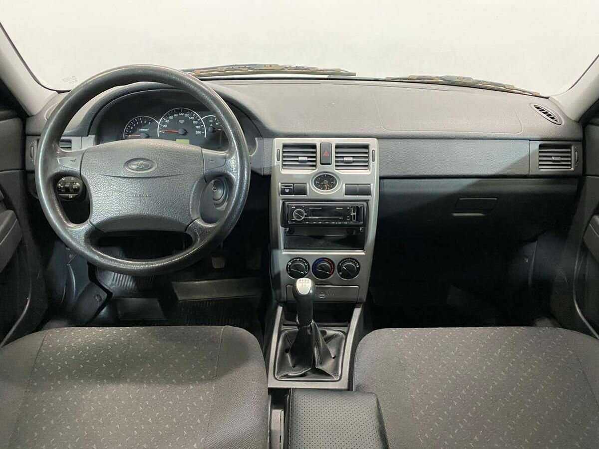 Купить Lada (ВАЗ) Priora, 2011, 110 569 км, фото №9