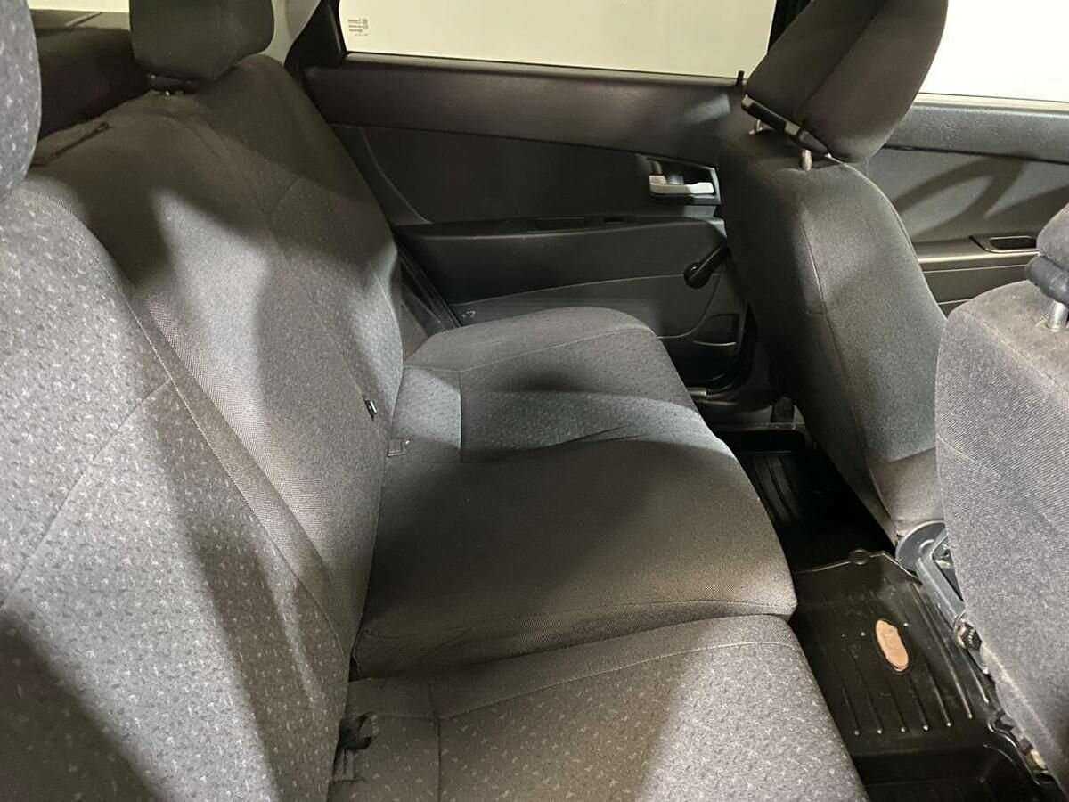 Купить Lada (ВАЗ) Priora, 2011, 110 569 км, фото №11