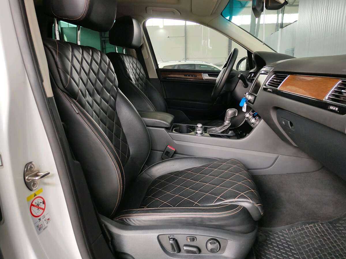 Купить Volkswagen Touareg, 2018, 127 339 км, фото №15