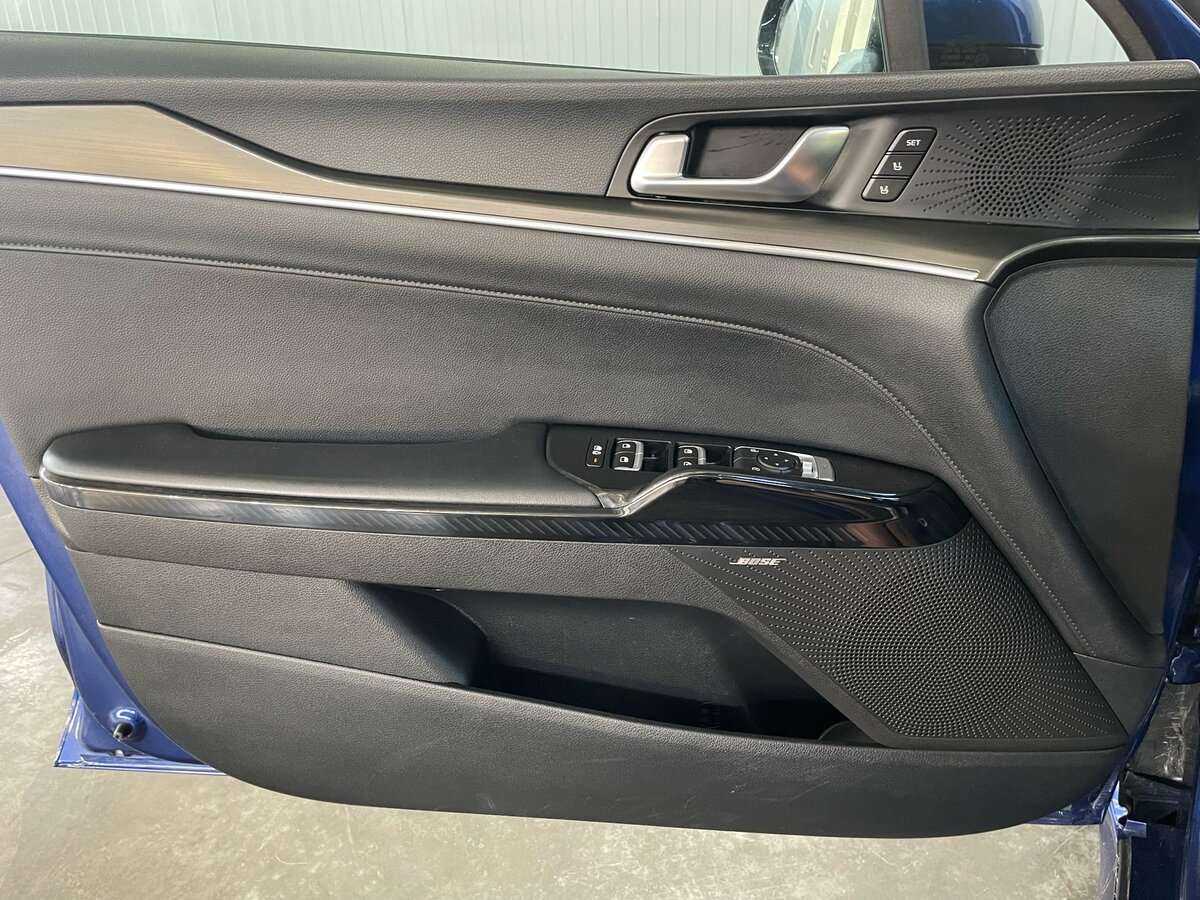 Купить Kia K5, 2021, 84 956 км, фото №21