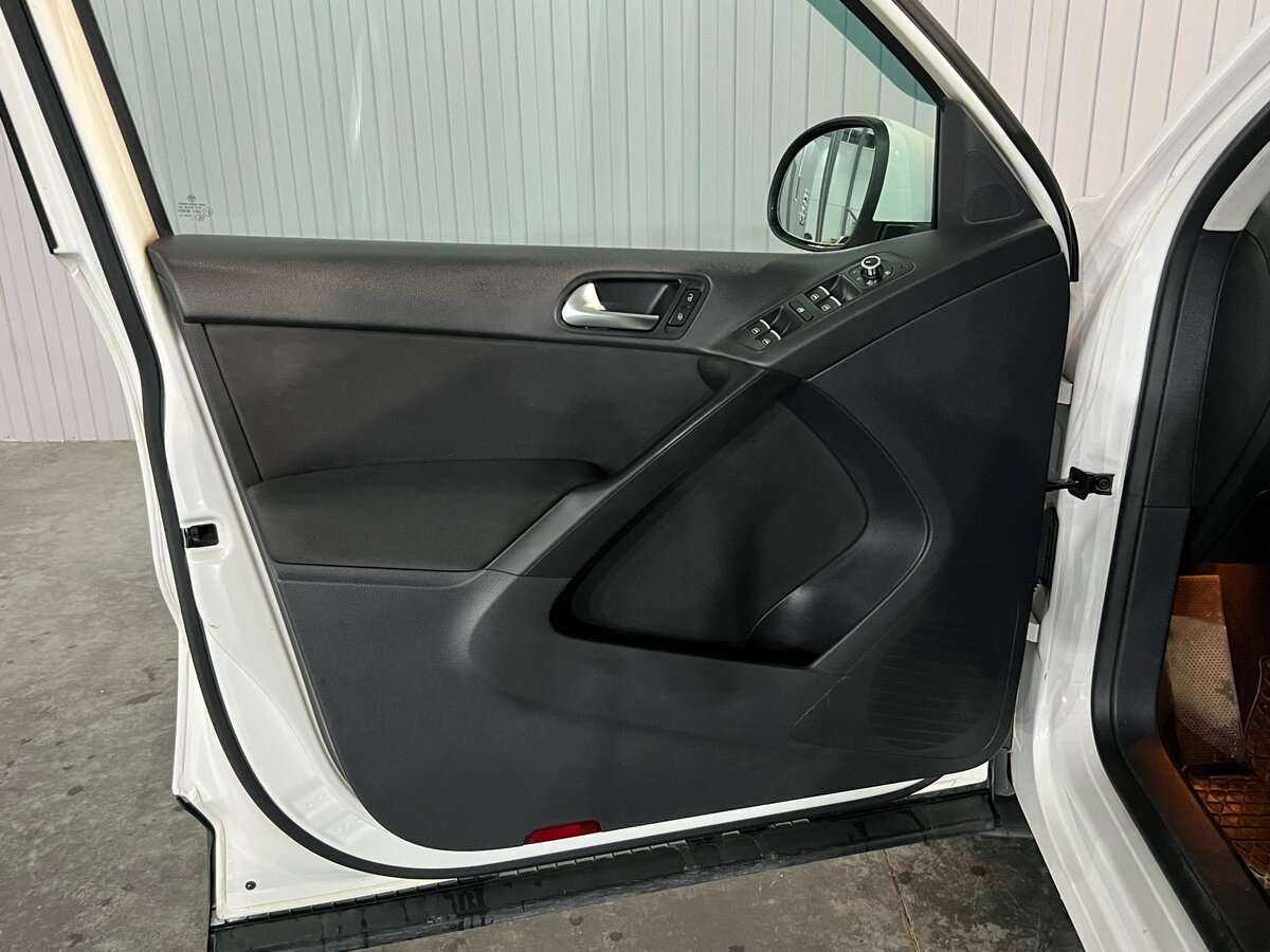 Купить Volkswagen Tiguan, 2011, 138 249 км, фото №9