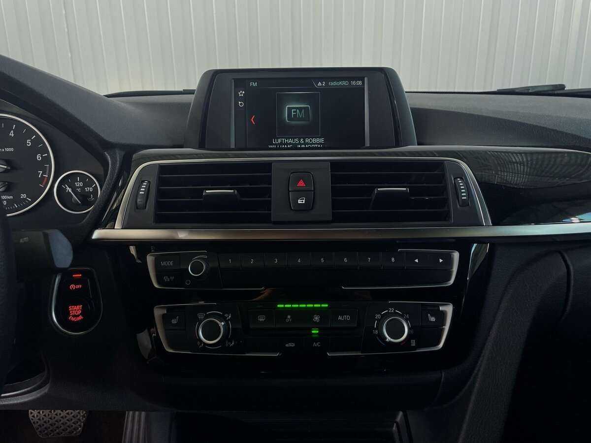 Купить BMW 3 серии 320i xDrive, 2018, 129 300 км, фото №14