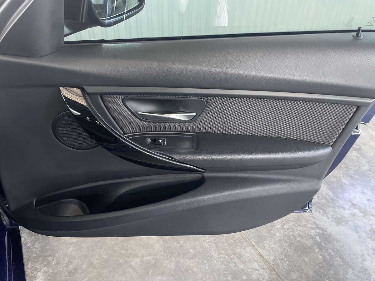 Купить BMW 3 серии 320i xDrive, 2018, 129 300 км, фото №23