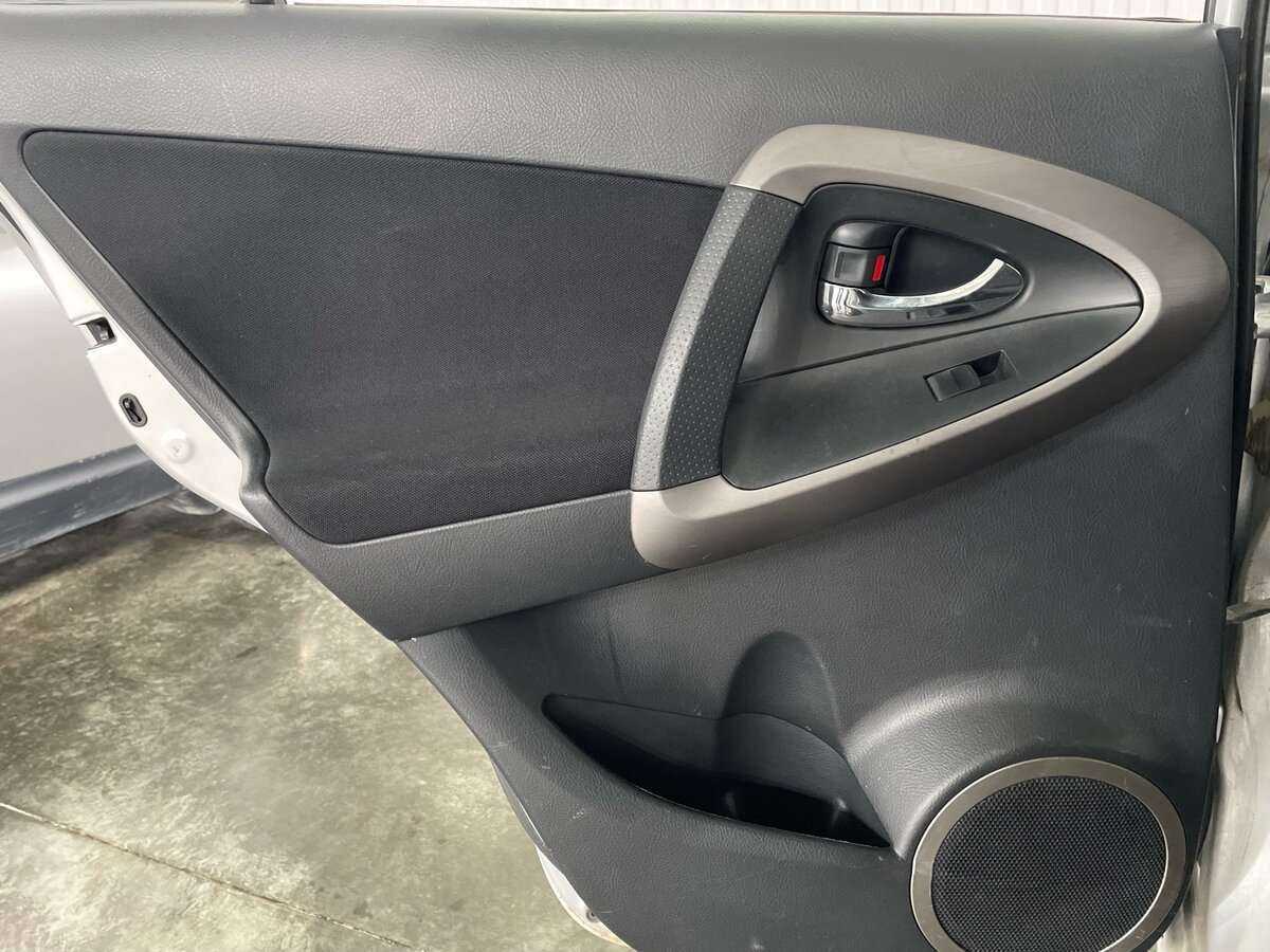 Купить Toyota RAV4, 2008, 280 363 км, фото №15