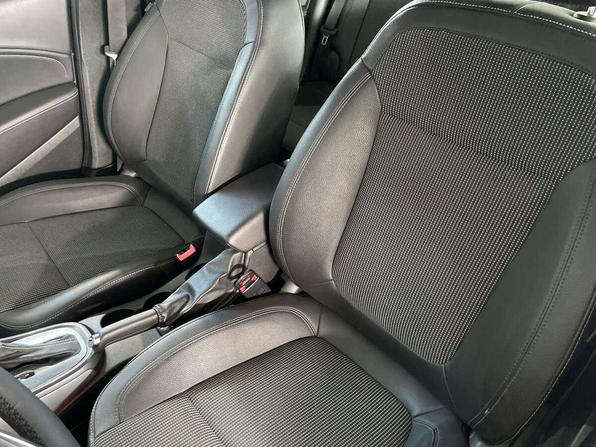 Купить Opel Astra, 2011, 171 300 км, фото №15