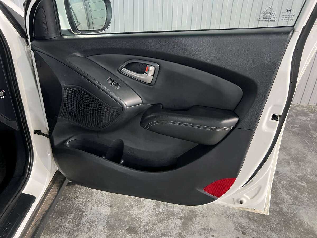 Купить Hyundai ix35, 2011, 240 045 км, фото №14