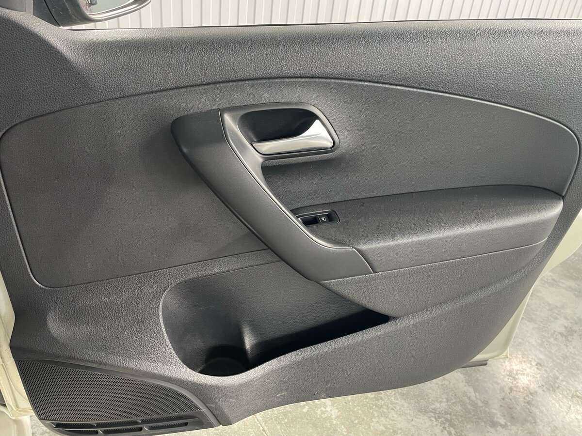 Купить Volkswagen Polo, 2011, 203 000 км, фото №18