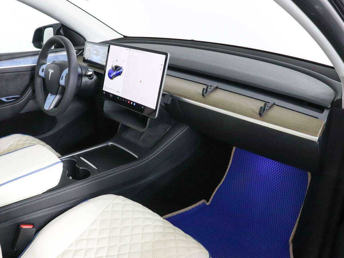 Купить Tesla Model Y Long Range Dual Motor, 2023, 2 500 км, фото №10
