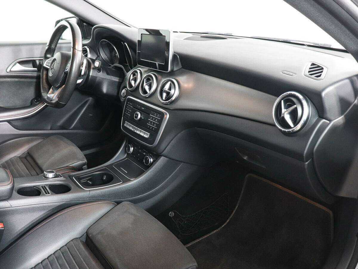 Купить Mercedes-Benz CLA 200 d, 2018, 95 000 км, фото №10