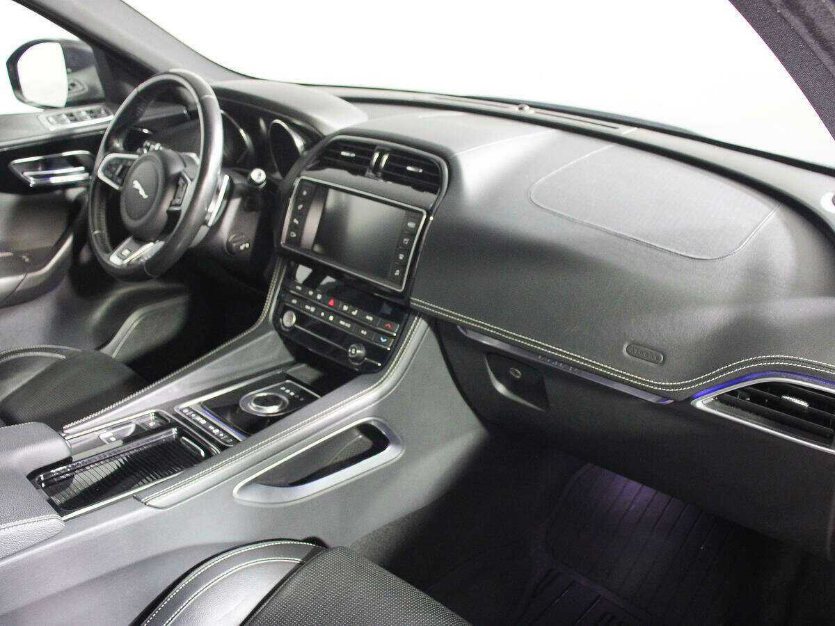 Купить Jaguar F-Pace, 2018, 96 180 км, фото №7