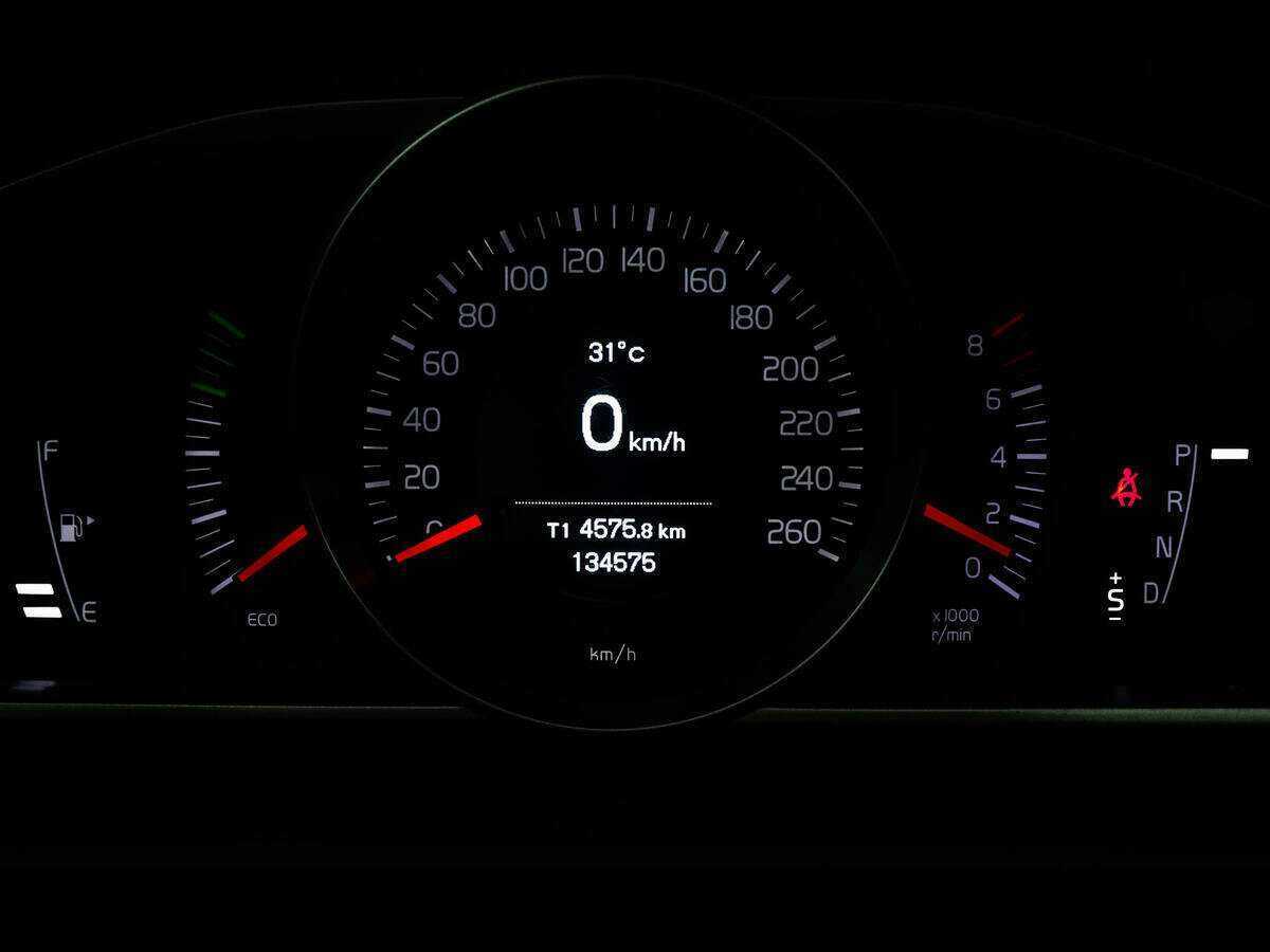 Купить Volvo V40 Cross Country, 2017, 135 000 км, фото №11