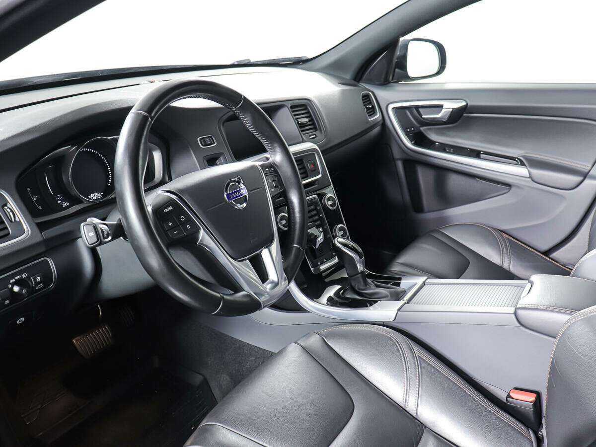 Купить Volvo V60 Cross Country, 2016, 146 725 км, фото №13
