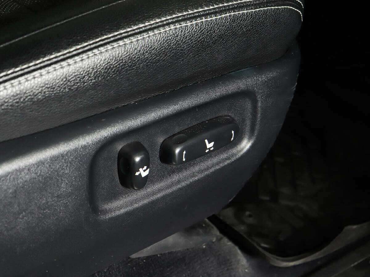 Купить Toyota Land Cruiser, 2011, 276 854 км, фото №16