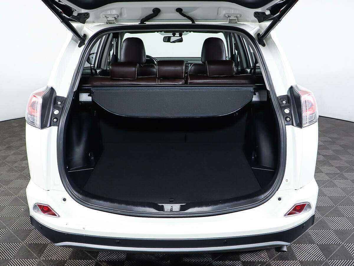 Купить Toyota RAV4, 2018, 45 900 км, фото №8