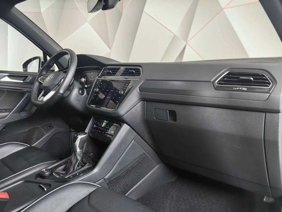 Купить Volkswagen Tiguan, 2021, 48 962 км, фото №9